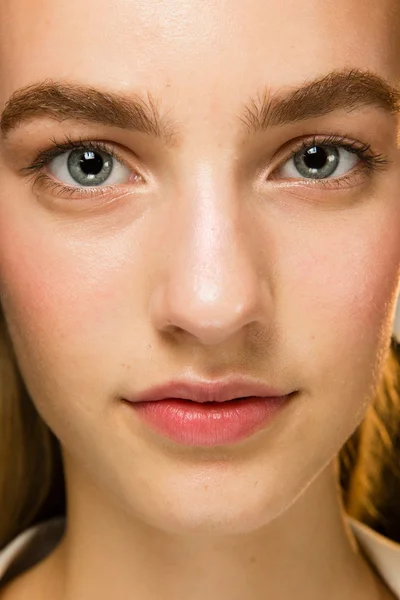 Look 12